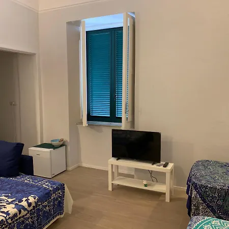 Molo35 איסקיה