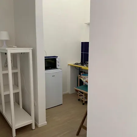 לינה וארוחת בוקר Molo35