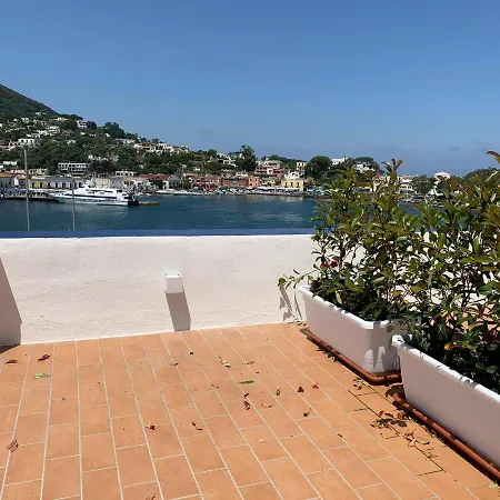 Molo35 Bed & Breakfast 3*